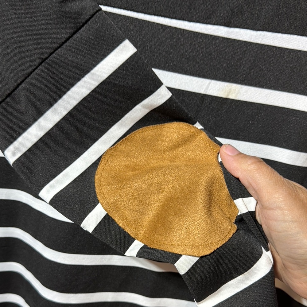 Black and White Striped Long Sleeve Dress cute large - Picture 4 of 5